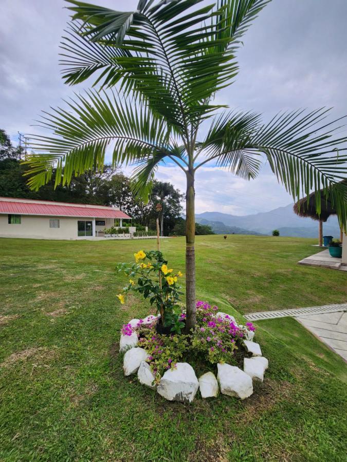 Villeta Casa De Campo Caracoli Spa Esterno foto
