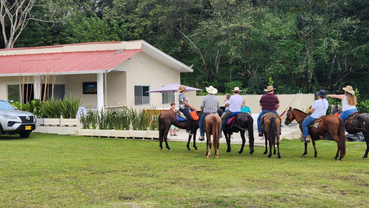 Villeta Casa De Campo Caracoli Spa Esterno foto